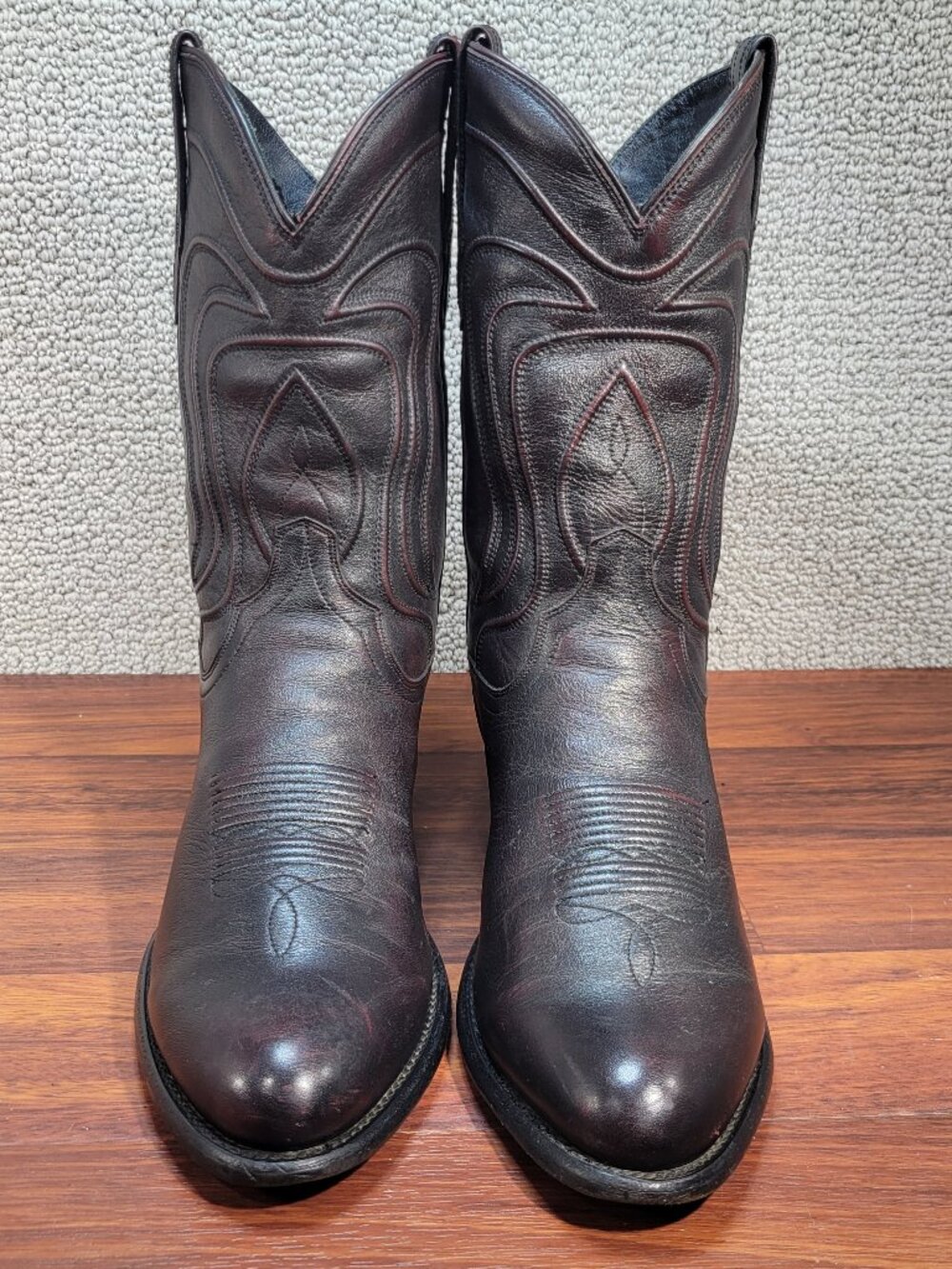 Tecovas The Cartwright Men's Size 11 EE Black Cherry Cowhide Cowboy Boots
